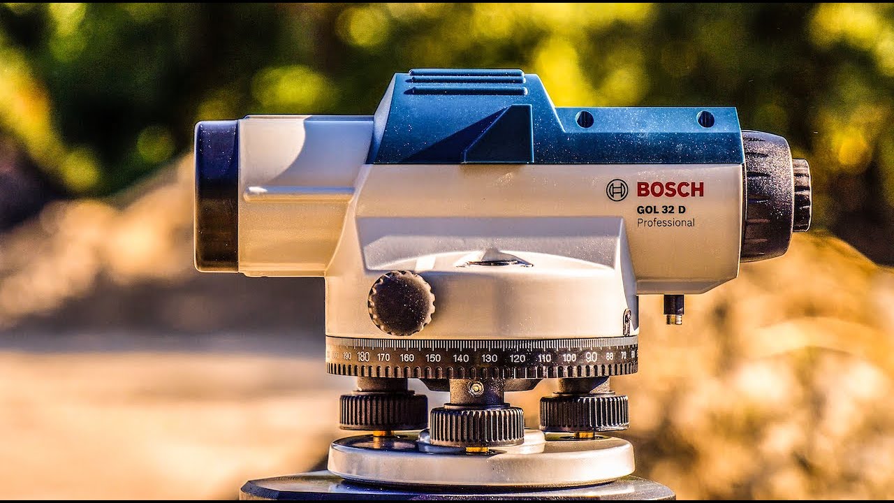 Оптичен нивелир Bosch GOL 32 G Professional, 32 x, + BT 160 статив и GR 500 лата