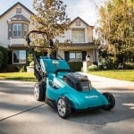 Акумулаторна косачка Makita DLM330Z + Акумулаторен тример Makita DUR181Z + Акумулаторна батерия Makita BL1830 2 бр. + Бързозарядно устройство Makita DC18RC