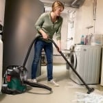 Прахосмукачка за сухо и мокро почистване Bosch Universal Vac 15, 1000 W, с функция издухване