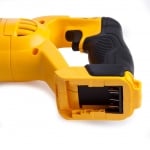 Aкумулаторен саблен трион DeWALT DCS380N, 18V, 28.6мм