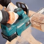 Акумулаторна Резачка / верижен трион за дърва Makita UC004GM101, 40V, 1x4Ah, 35 см шина, 3/8" верига